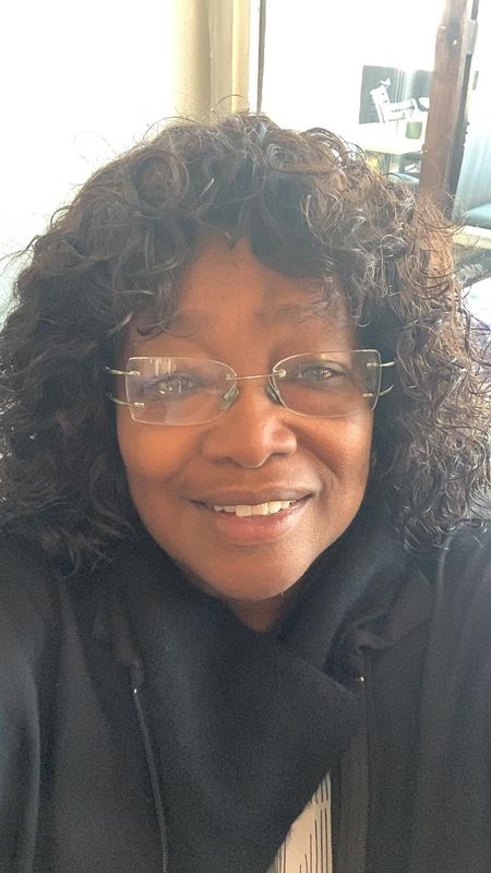 Jasmine Grindlay, founder of Pivotal Question